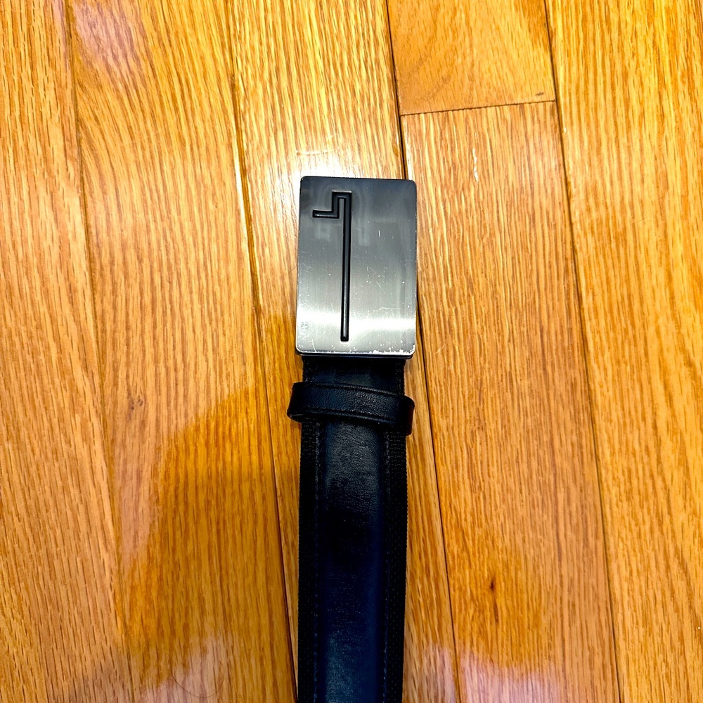 Tumi Men’s Ballistic Nylon and Black Leather Belt Size 34